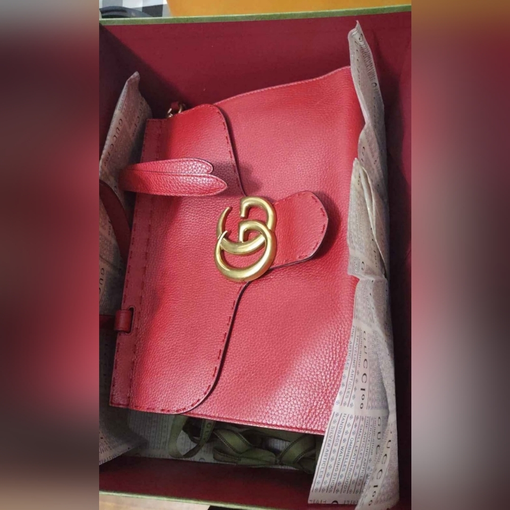 Gucci marmot top handle bag